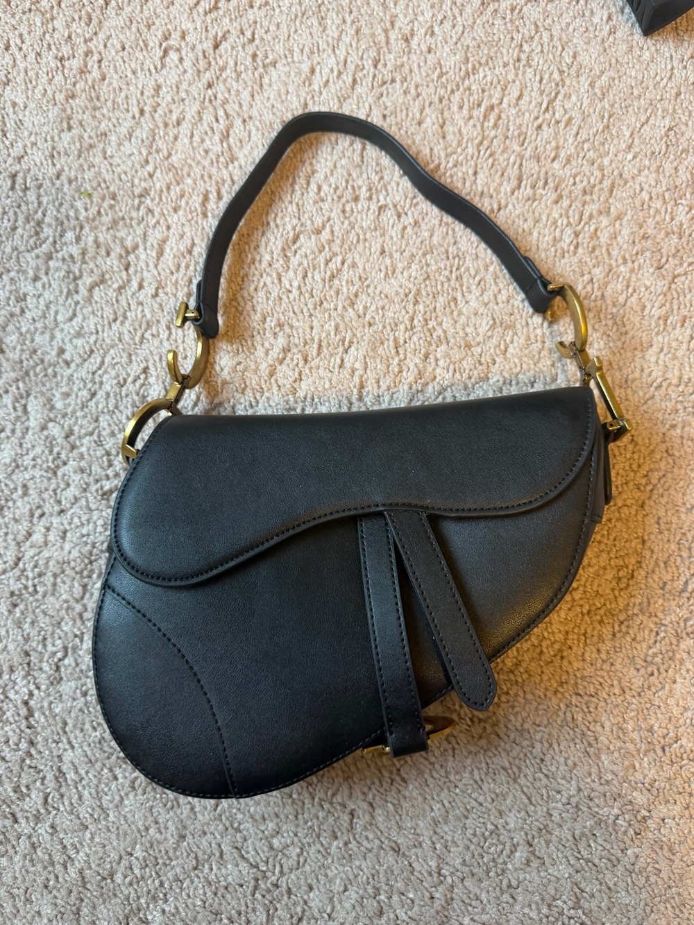 Unbranded black saddle bag - Picture 2 of 5
